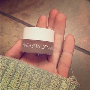 Natasha denona eyeshadow pot